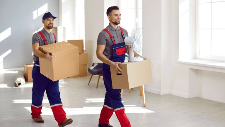 Top Benefits of Hiring Professional Movers in Fort Myers